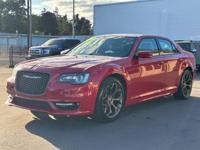 🔥🔥2017 Chrysler 300S// 5.7L V8 EYE CATCHER* MUST SEE //LOADED - Image 4