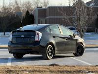 2014 TOYOTA PRIUS TWO Gary - Image 9