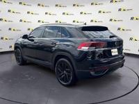 2022 Volkswagen Atlas Cross Sport 2.0T SE w/Technology DOWN FOR ANY CREDIT!!! + ROYAL CAR CENTER - Image 4