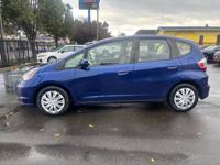 2013 Honda Fit / Clean Title / Black Friday Special, Discount!!! Salem/1477 Hawthorne Ave NE - Image 3