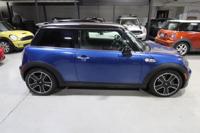 2013 R56 MINI COOPER S Hardtop LIGHTNING BLUE Serviced NEW TIRES Specializing in MINI's ONLY / Indoor Showroom - Image 5