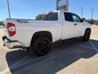 2015 Toyota Tundra Houston - Image 8