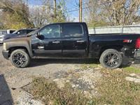 2008 Chevrolet, Chevy Silverado 1500 LTZ Crew Cab 4WD ! Cash Special! - Image 6