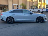 2022 Kia K5 GT-Line Premium Pkg, Clean Title Branco Motors - Image 7