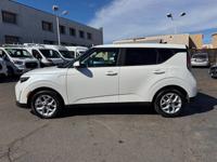 2024 Kia Soul Easy Financing, CALL NOW 858-279-6862 SKU:26943 Kia Soul San Diego Auto Finders - Image 8