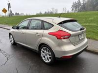 2015 Ford Focus SE 4DR Hatchback AC/PWR/Leather/Rear Cam/Bluetooth Salem - Image 6