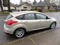 2015 Ford Focus SE 4DR Hatchback AC/PWR/Leather/Rear Cam/Bluetooth Salem - Image 9
