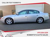 2004 Nissan Altima 3.5 SE 4dr Sedan Sedan Roberto's Auto Sales - Image 5
