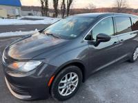 2017 Chrysler Pacifica Touring NEW TIRES Serviced Drives Great bucks county phila - Image 3