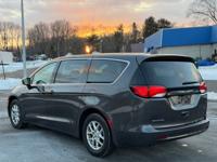 2017 Chrysler Pacifica Touring NEW TIRES Serviced Drives Great bucks county phila - Image 9