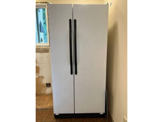 Side by side fridge/freezer