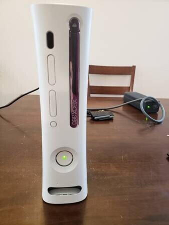 xbox-360-with-games-and-kinect-camera-big-2