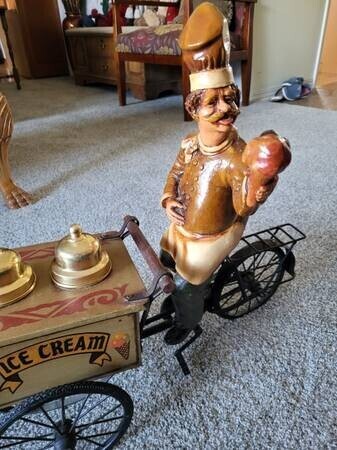 vintage-display-ice-cream-cart-on-a-tricycle-with-vendor-big-2