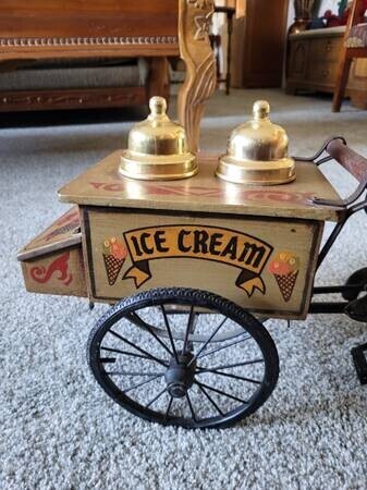 vintage-display-ice-cream-cart-on-a-tricycle-with-vendor-big-3