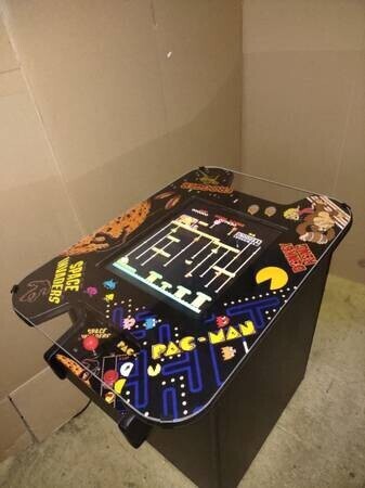 arcade-cocktail-table-with-60-games-big-4