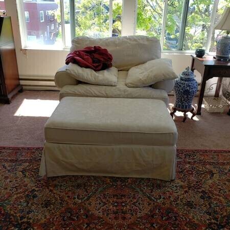 sofa-large-chair-ottoman-big-0