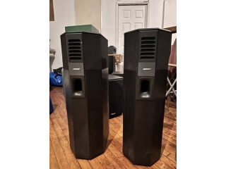 Bose 701 Speakers Used good condition
