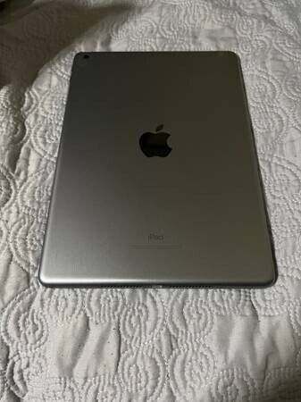 ipad-6-32gb-97-inch-big-2