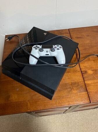 ps4-in-good-condition-big-0