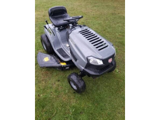 Craftsman T1000 riding lawn mower tractor