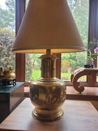 antique-japanese-style-brass-table-lamp-big-0