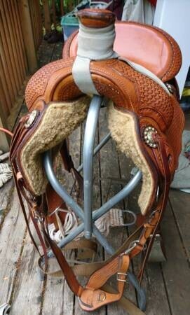 genuine-ricotti-show-saddle-big-3