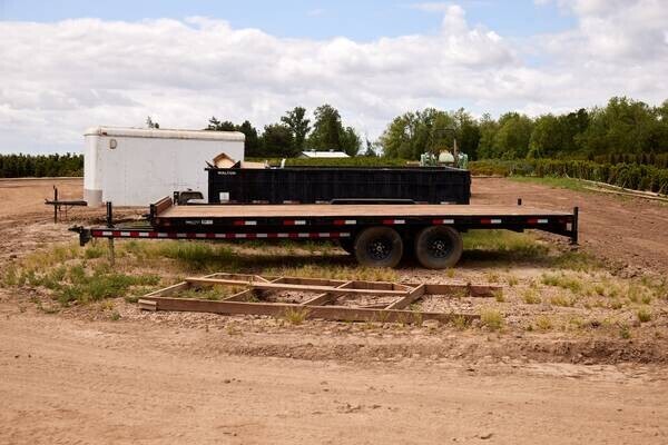 20-foot-flatbed-utility-trailer-big-3