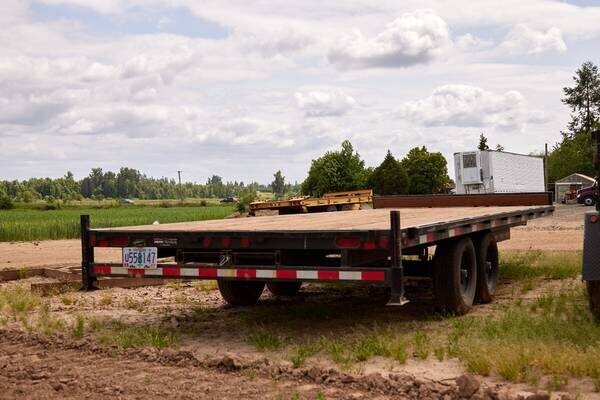 20-foot-flatbed-utility-trailer-big-6
