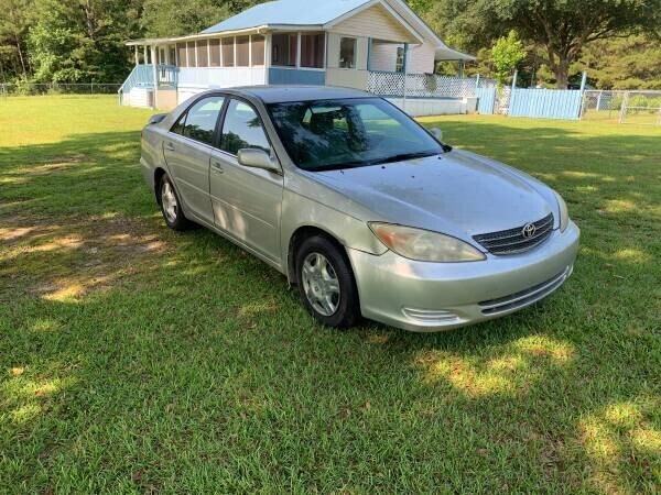 2004-toyota-camry-le-big-1