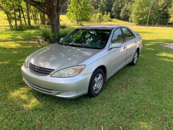 2004-toyota-camry-le-big-0