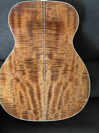 martin-custom-guitar-big-1