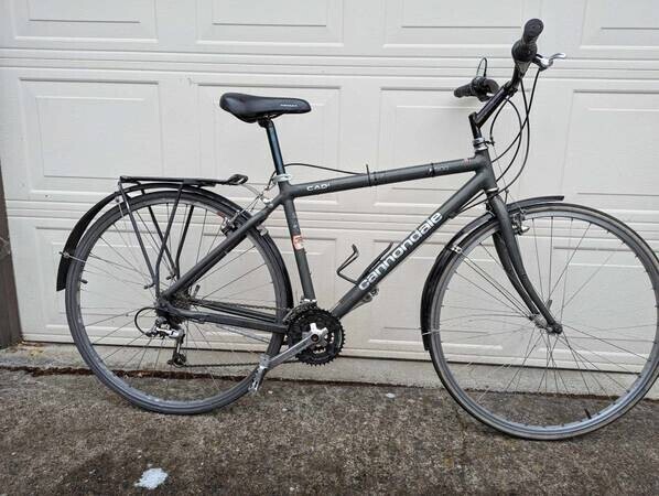 cannondale-cad2-hybrid-bike-big-0