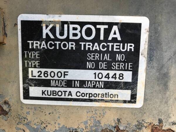 kubota-l2600f-diesel-tractor-big-3