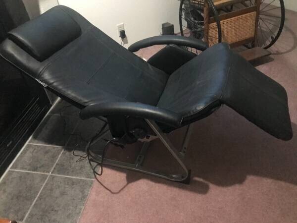 zero-gravity-heated-massage-chair-big-2