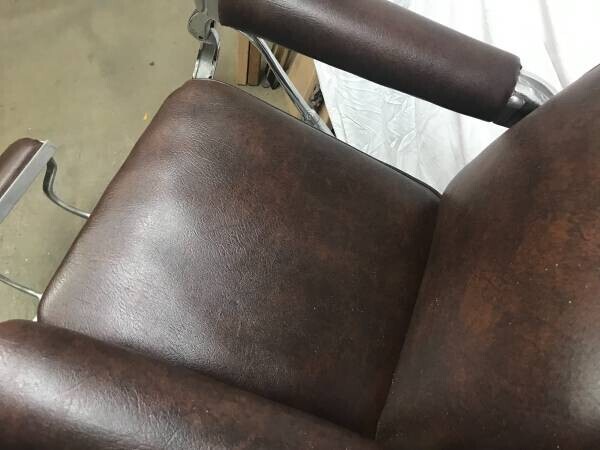 vintage-barber-chair-big-5