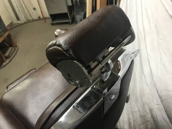 vintage-barber-chair-big-2