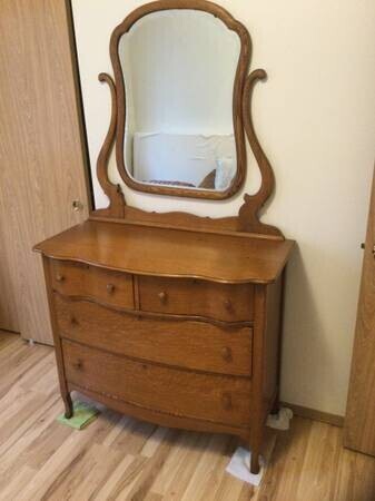 oak-dresser-with-mirror-big-0